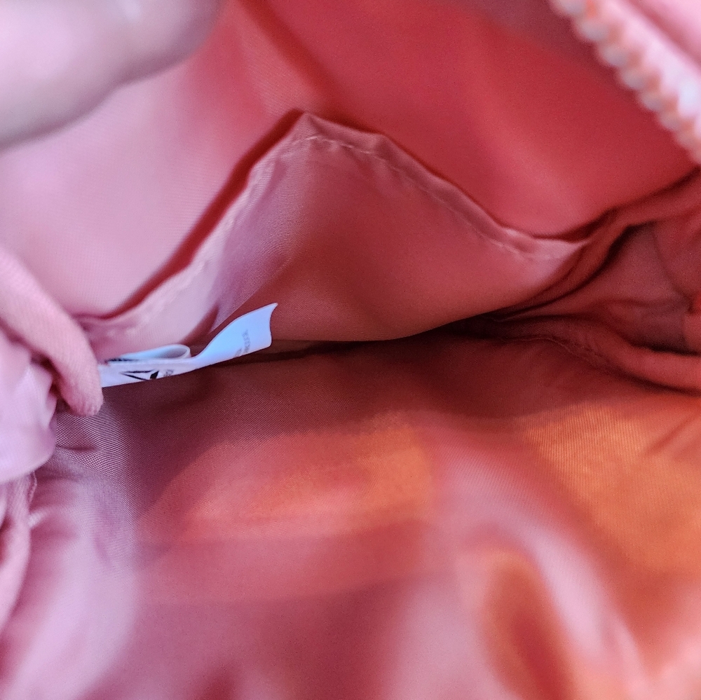 Reebok Pink Quilted Crossbody Bag, Like New Condition - Picture 6 of 9